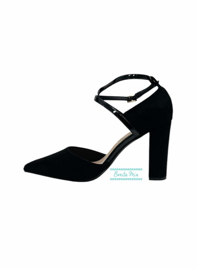 Zapato negro antelina