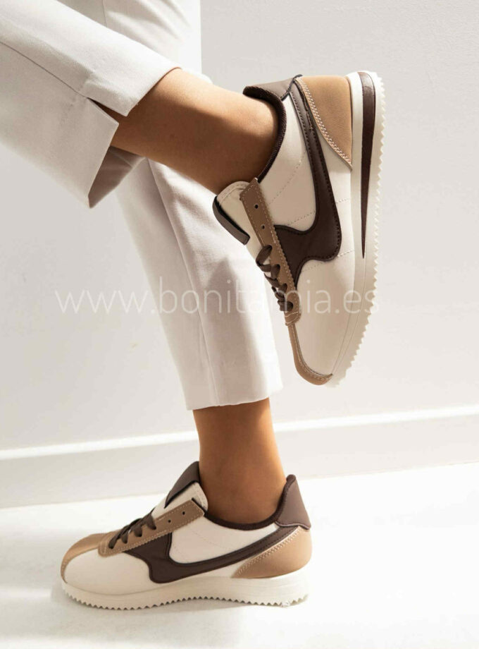 Deportiva line caqui