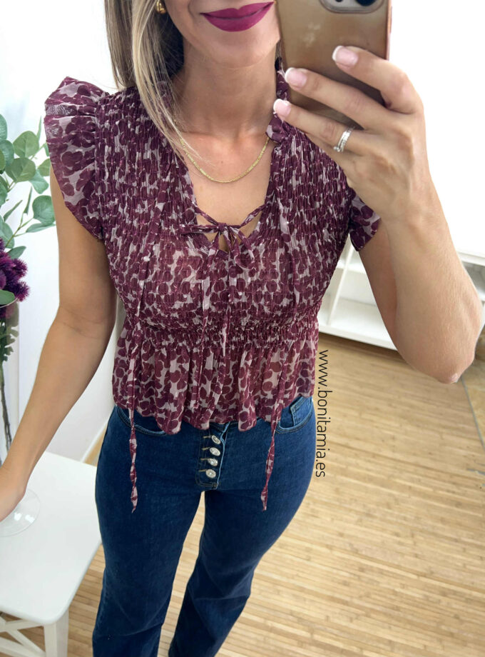 Top floral burdeos