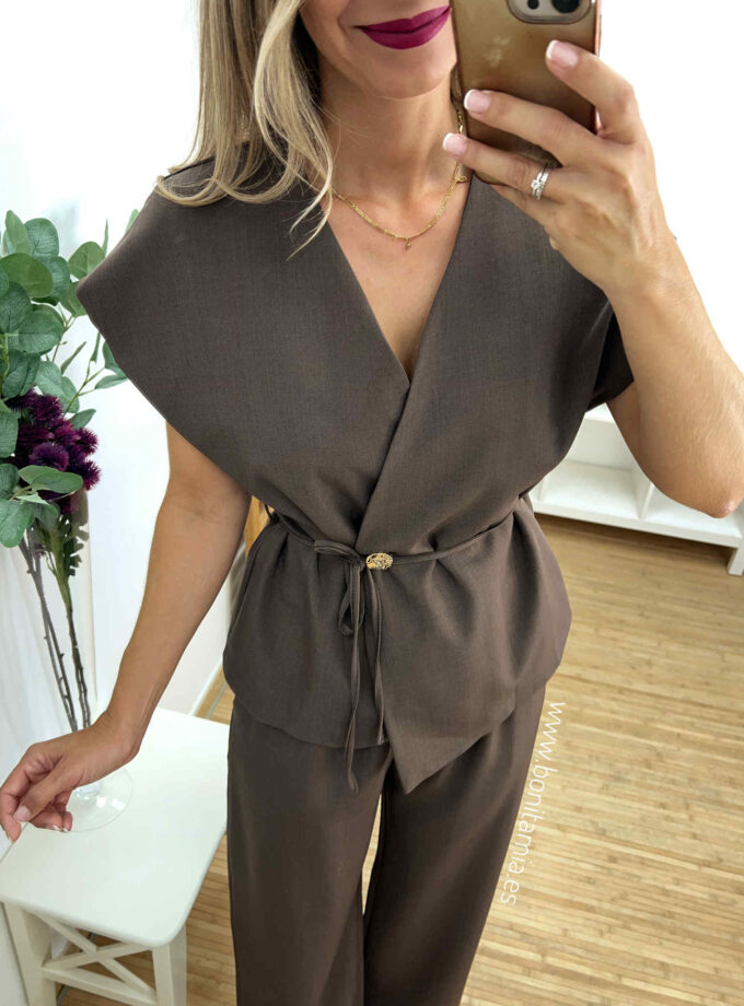 Conjunto Melissa chocolate
