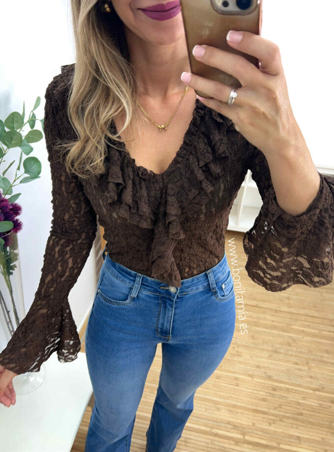 Blusa encaje chocolate