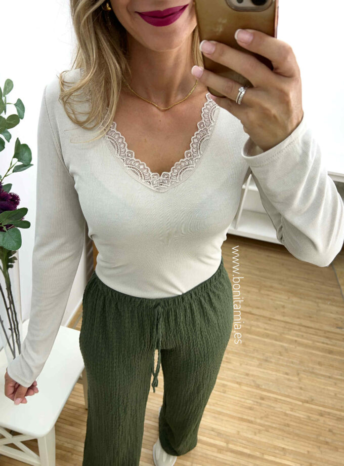 Camiseta lencera beige