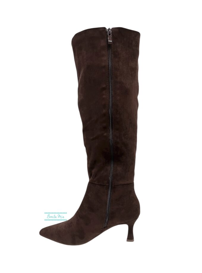 Botas ante chocolate
