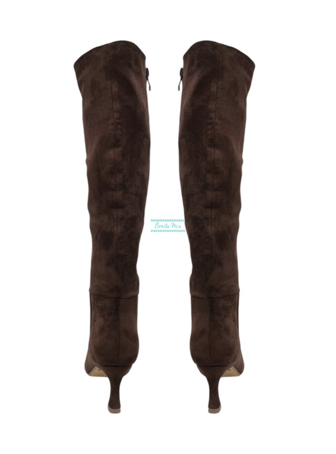 Botas ante chocolate