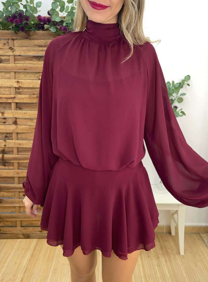 Mono volantes burdeos