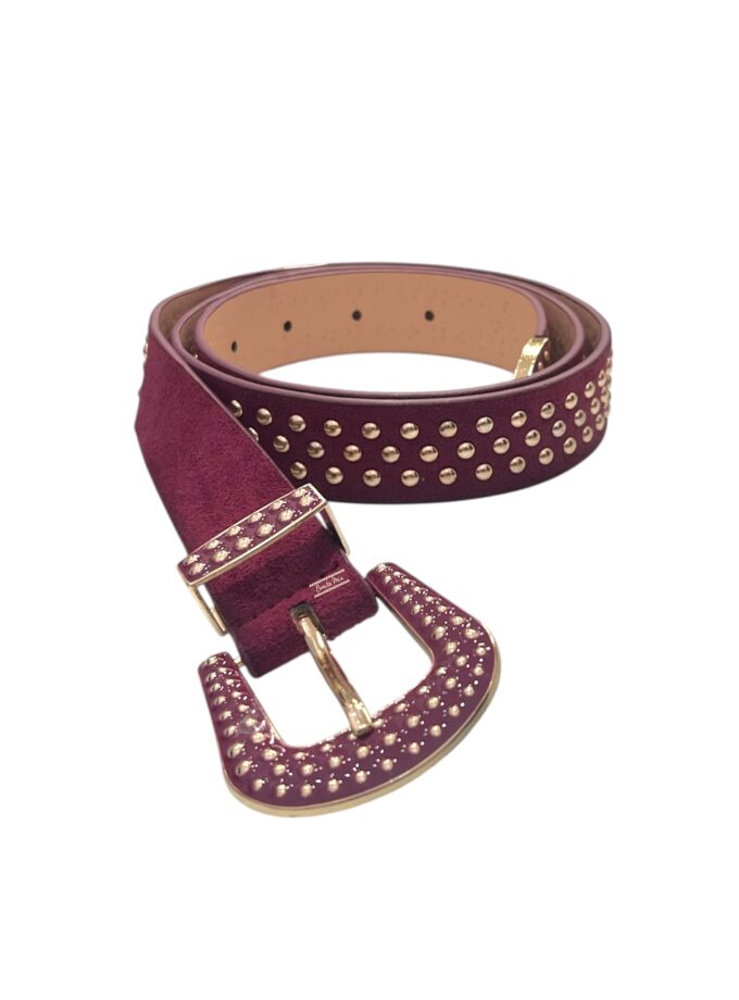 Cinturón burdeos tacha