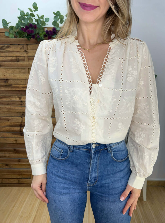 Camisa romantic beige