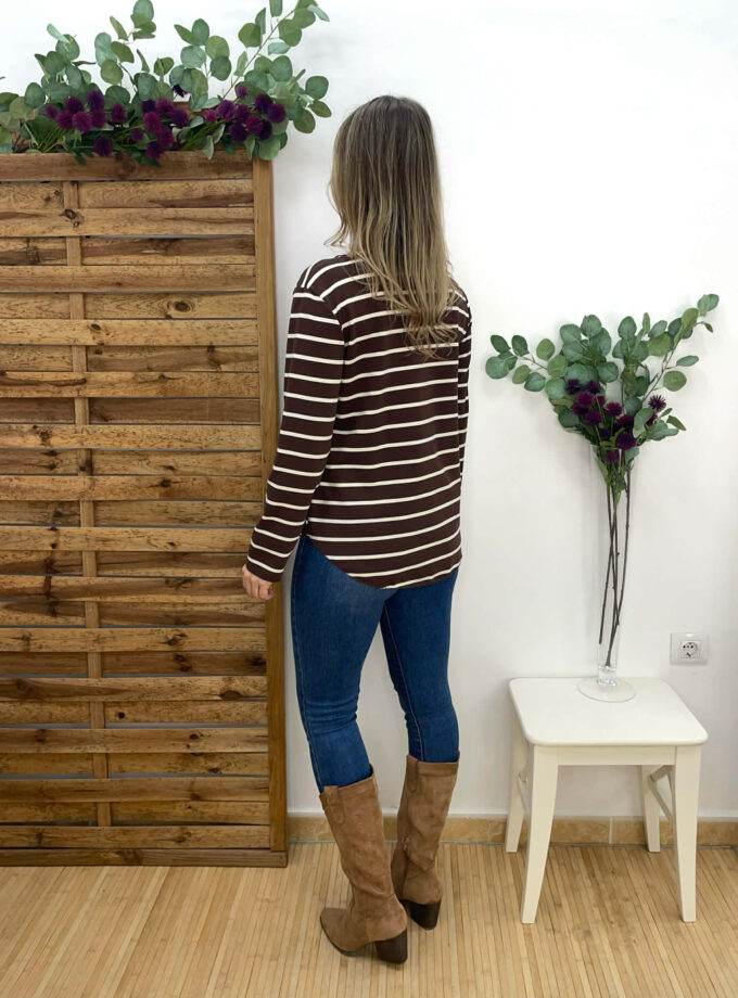 Camiseta rayas chocolate