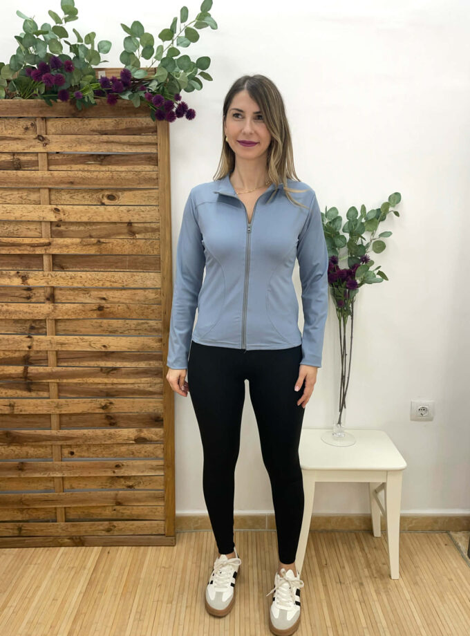 Conjunto deportivo celeste