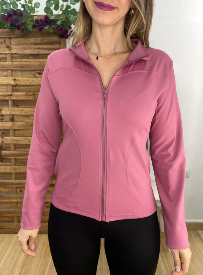 Conjunto deportivo rosa