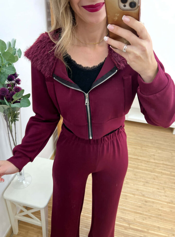 Conjunto pelo burdeos