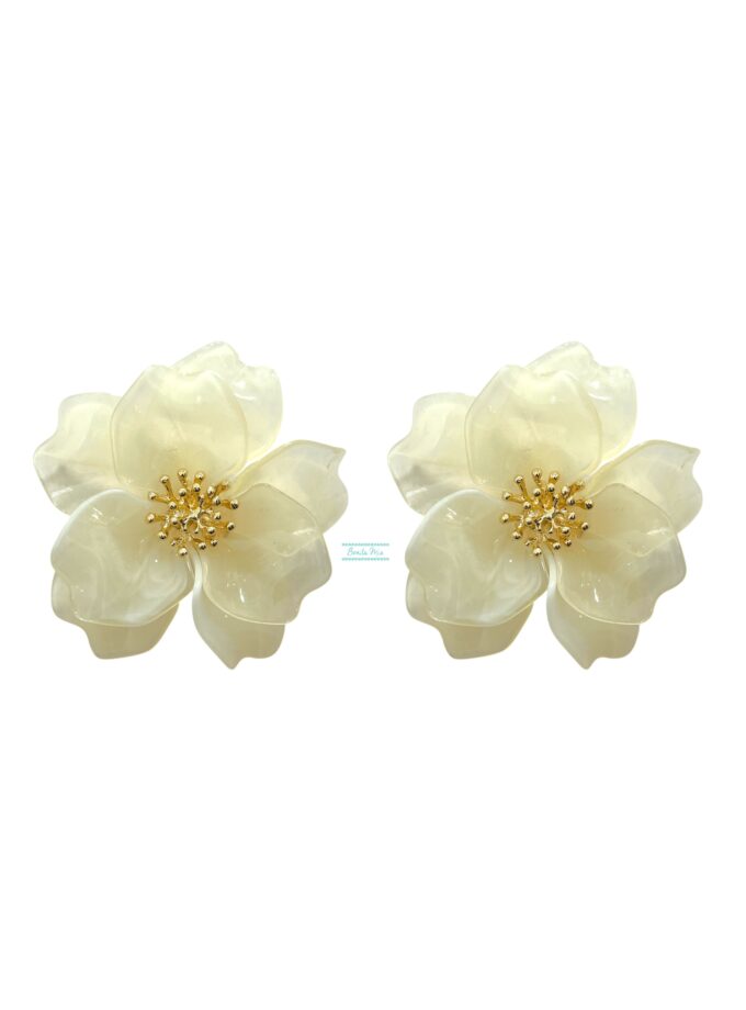 Pendientes Magnolia beige