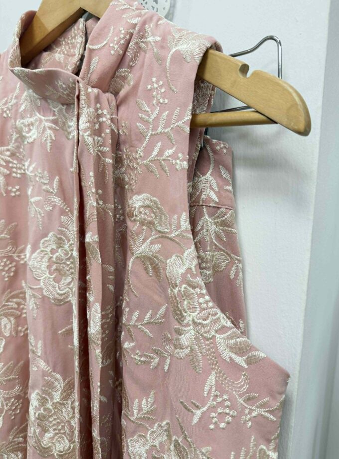 Conjunto bordado rosa