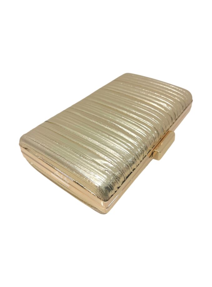 Clutch pliegues dorado