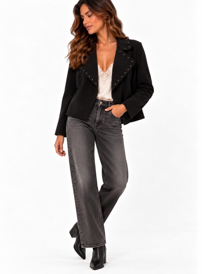 Chaqueta tachas negra